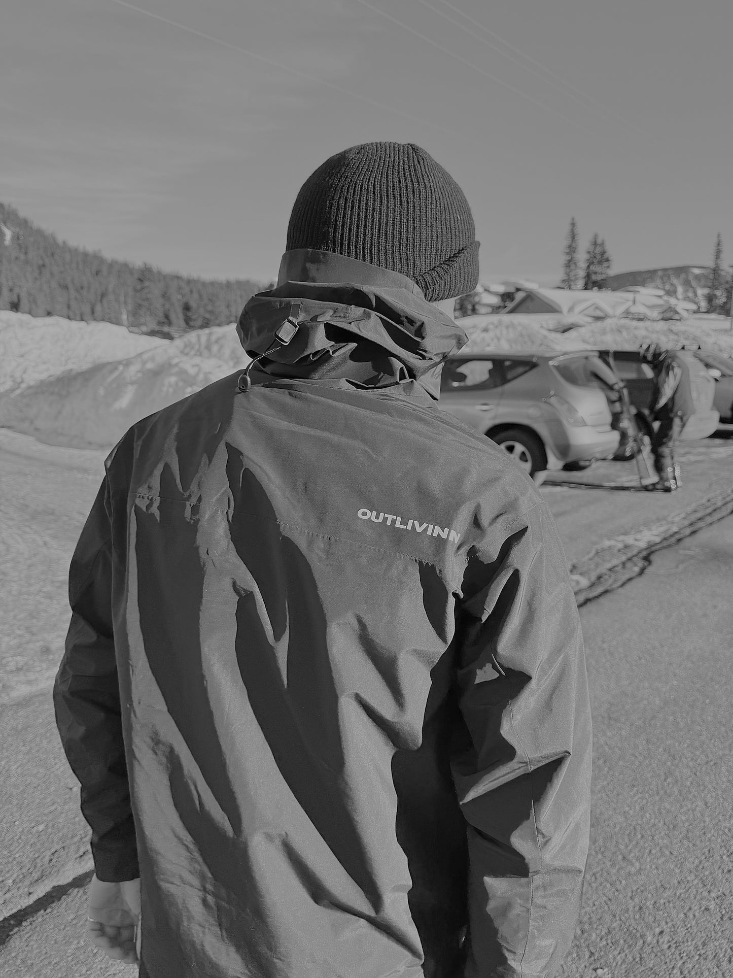 OUTLIVINN POWDER SURGE JACKET