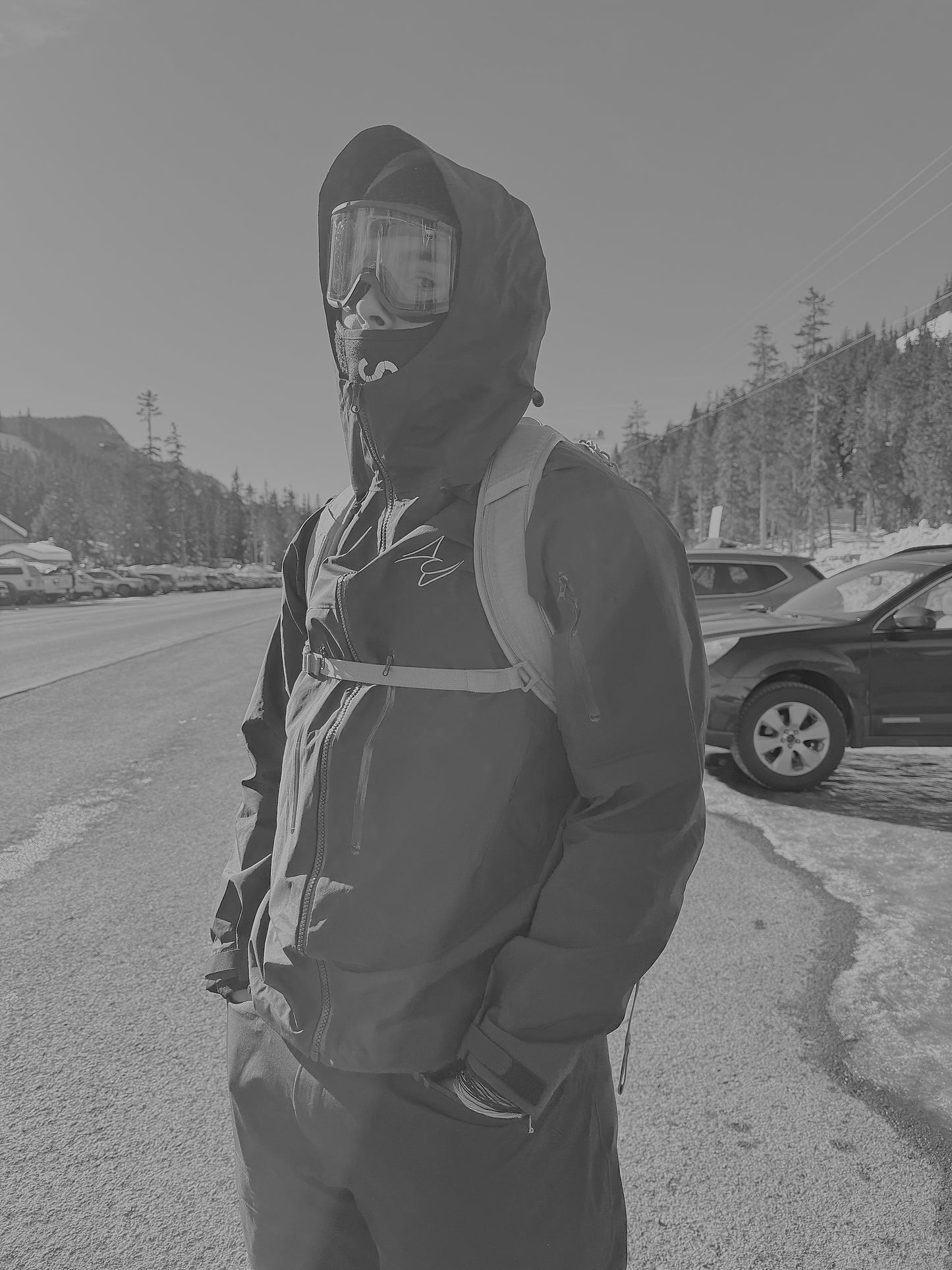 OUTLIVINN POWDER SURGE JACKET
